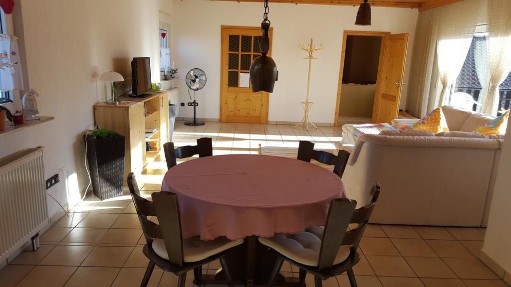 Ferienwohnung Weingut Leis Oestrich-Winkel Camera foto