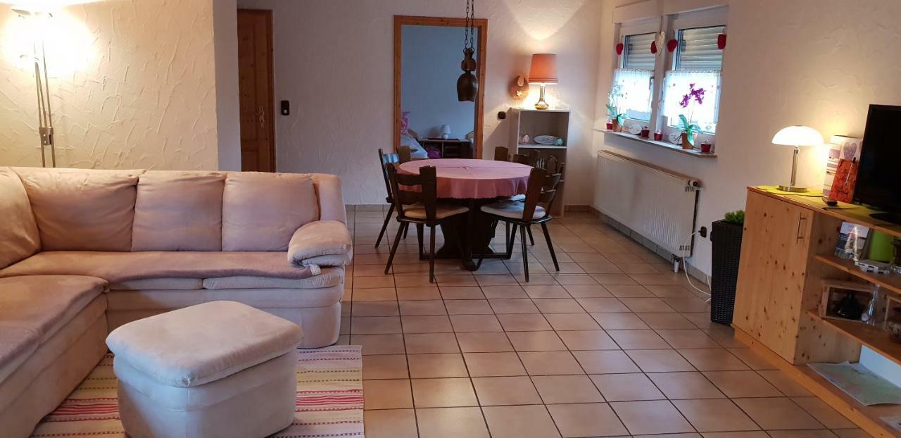 Ferienwohnung Weingut Leis Oestrich-Winkel Esterno foto