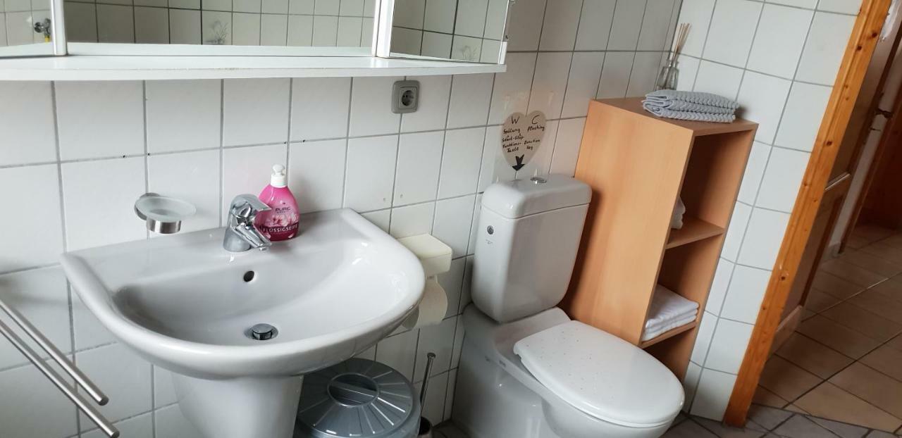 Ferienwohnung Weingut Leis Oestrich-Winkel Esterno foto