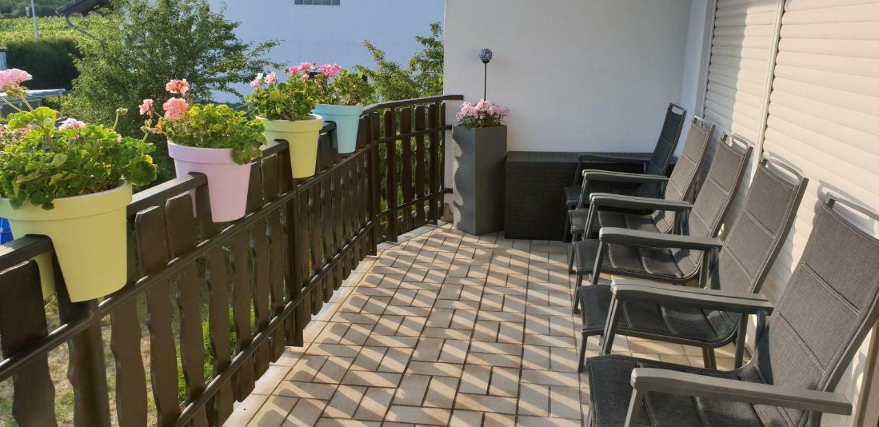 Ferienwohnung Weingut Leis Oestrich-Winkel Esterno foto