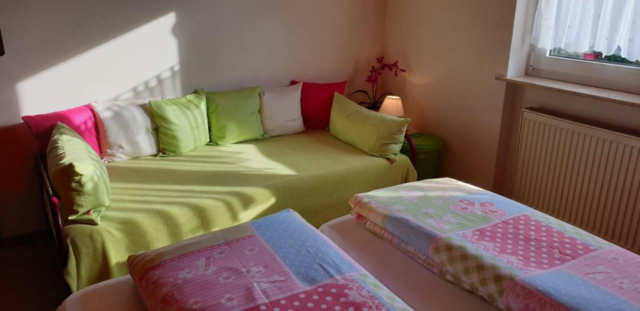 Ferienwohnung Weingut Leis Oestrich-Winkel Esterno foto