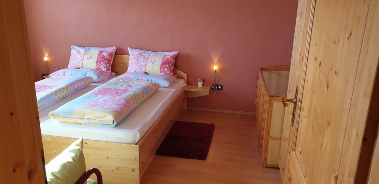 Ferienwohnung Weingut Leis Oestrich-Winkel Esterno foto